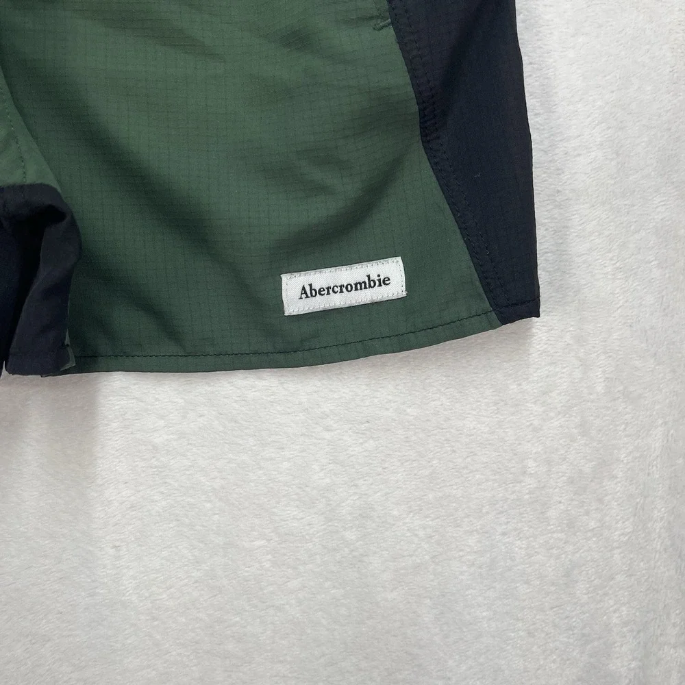 Abercrombie Kids Active Shorts Boys 5/6 Green Black Fitness Running Outdoors